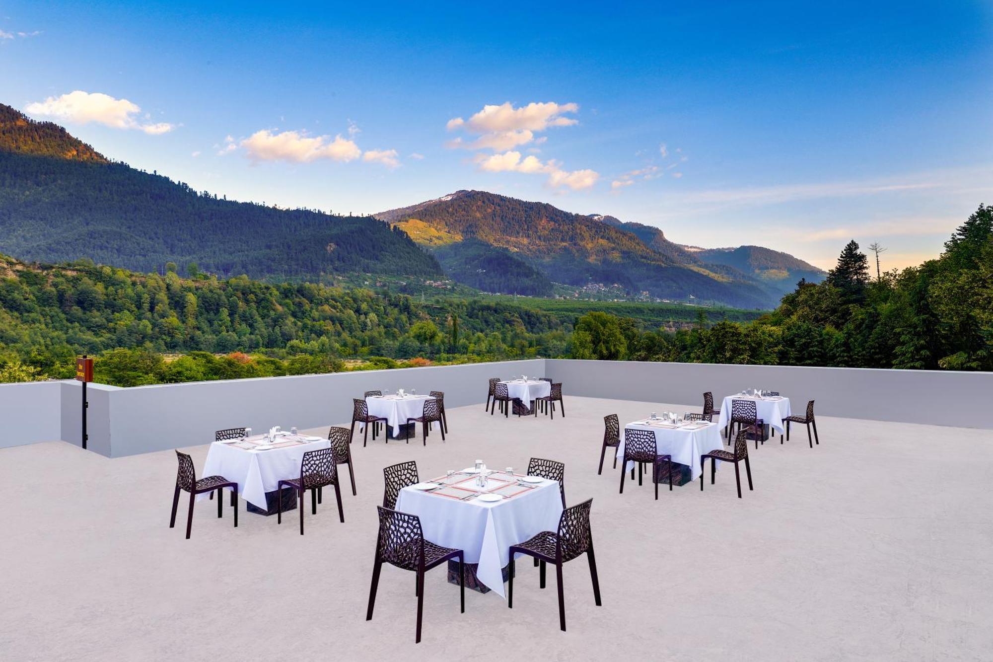 Span Inn Suites Manali Baragrān Zewnętrze zdjęcie